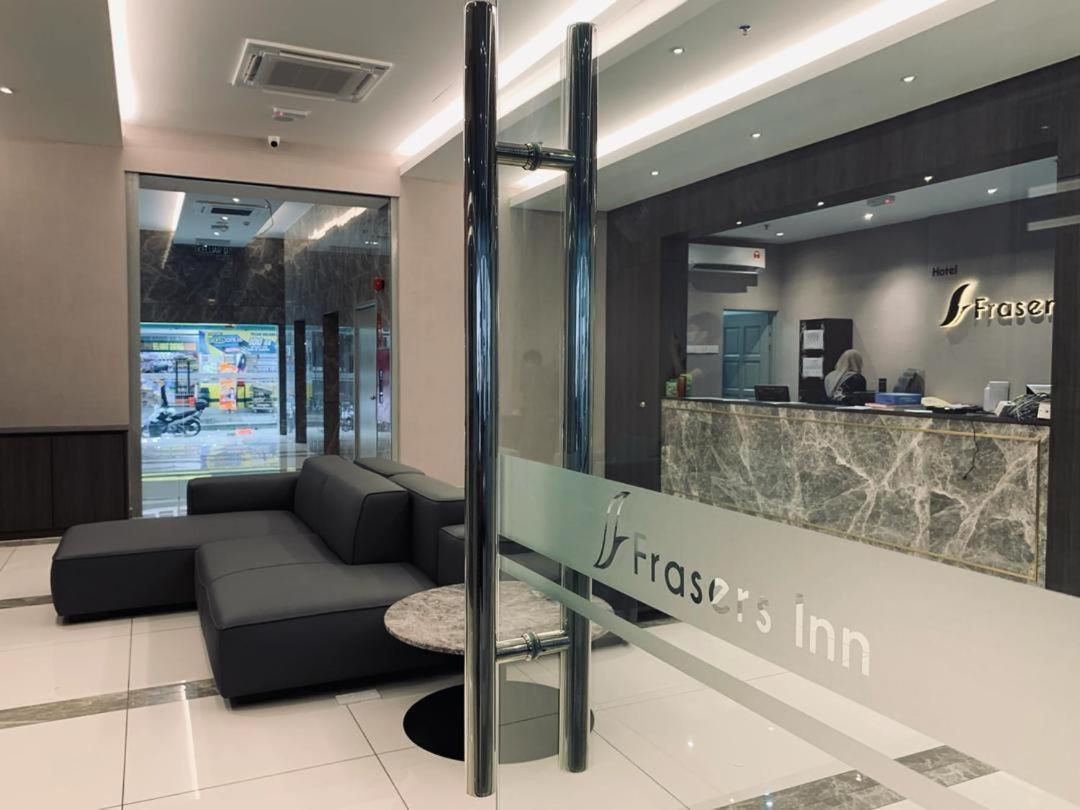 Frazel Inn Hotel Parit Buntar Extérieur photo