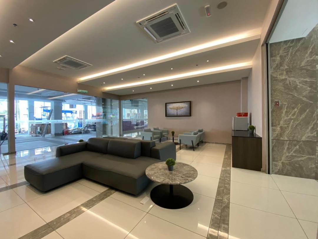 Frazel Inn Hotel Parit Buntar Extérieur photo