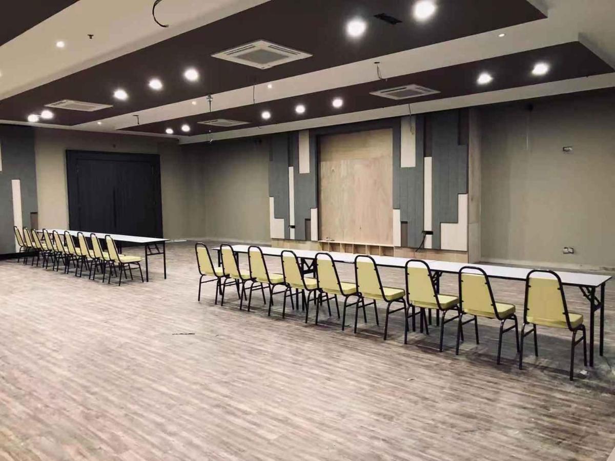 Frazel Inn Hotel Parit Buntar Extérieur photo
